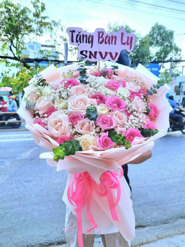 Sắc Hoa Đa Dạng và Tinh Tế